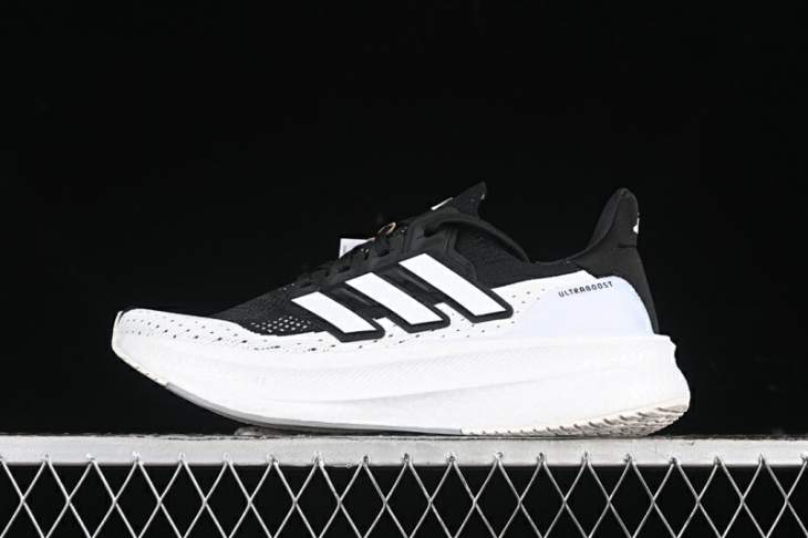 Picture of Adidas Ultraboost _SKUfw18028503768384025fw